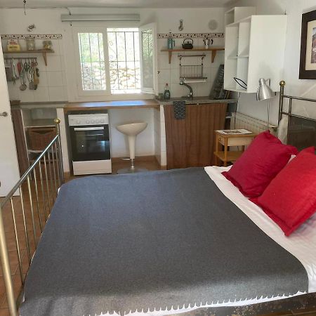 Retreat Studio Santa Eularia des Riu Eksteriør billede