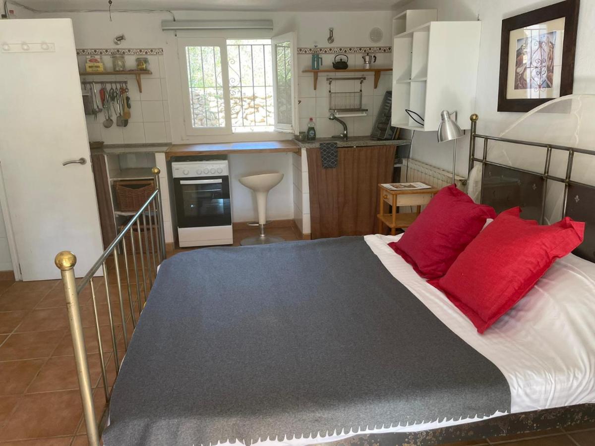 Retreat Studio Santa Eularia des Riu Eksteriør billede